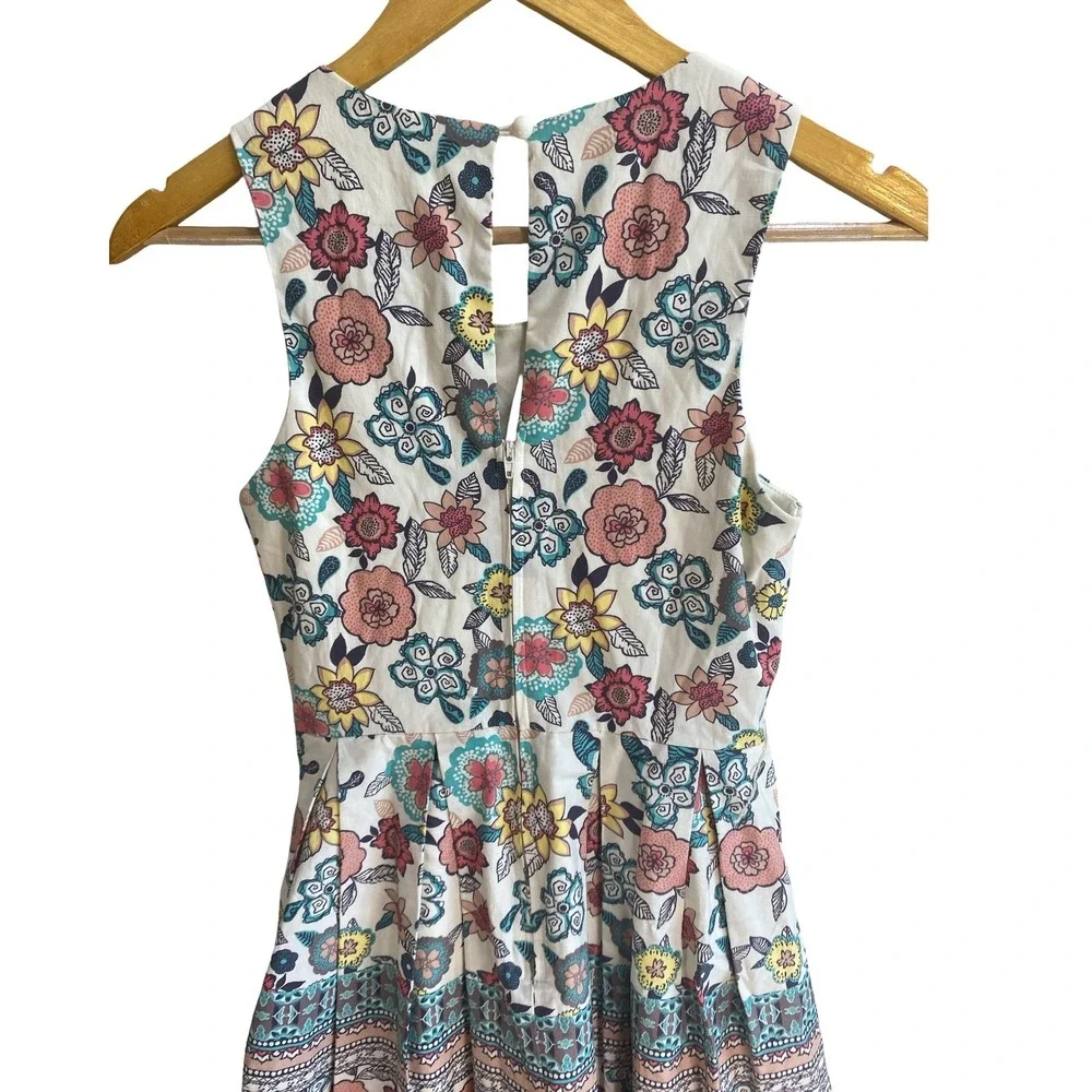 Teezeme Ivory Floral Pleated Mini Dress Size 3/4 Sleeveless Eyelet Pockets Cute‎ - Picture 6 of 13